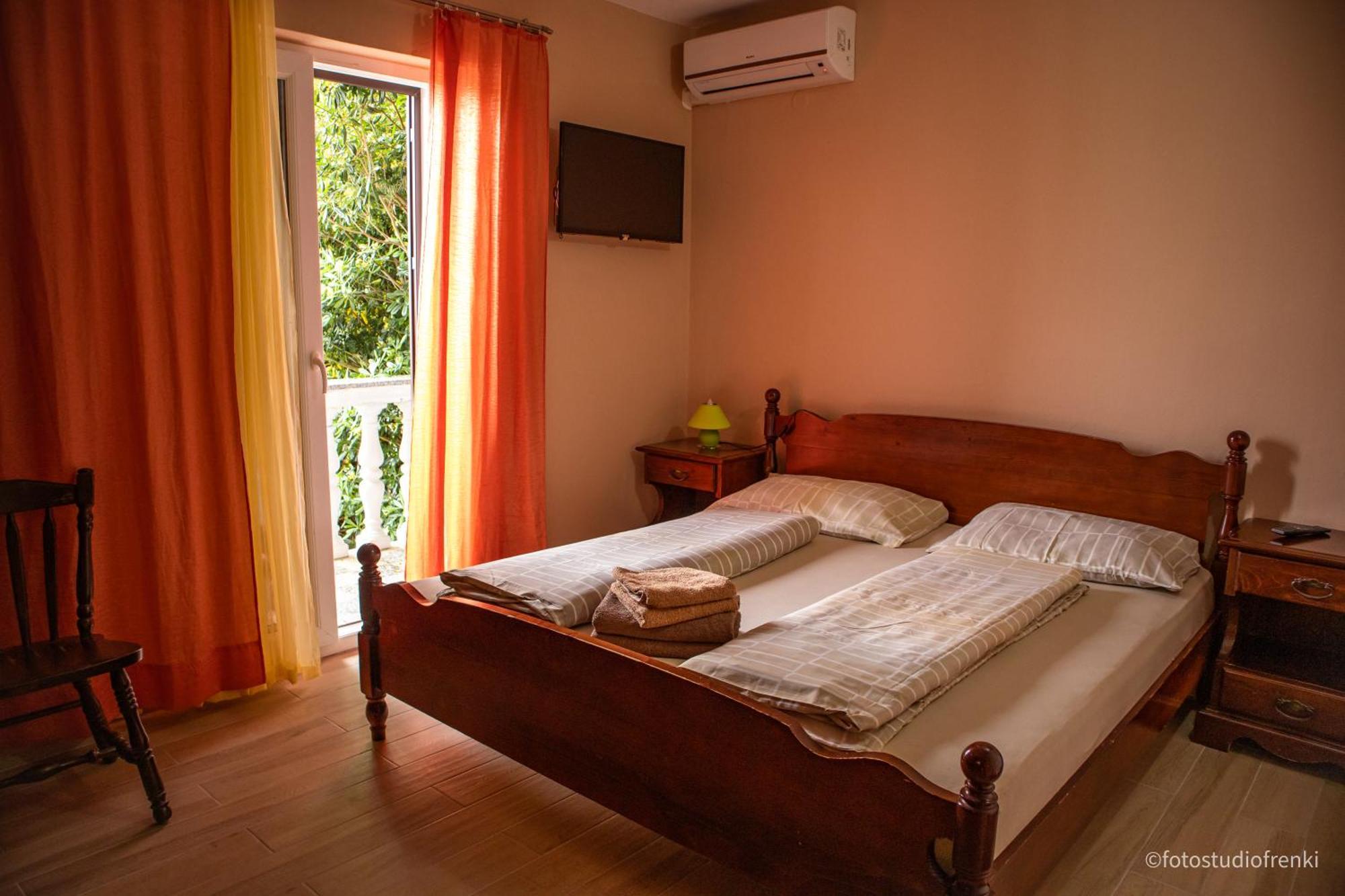 Guesthouse Marija Lopar Exterior photo